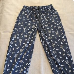 True Religion All Over Logo Print Navy Fleece Pants Mens Size XL NEW!